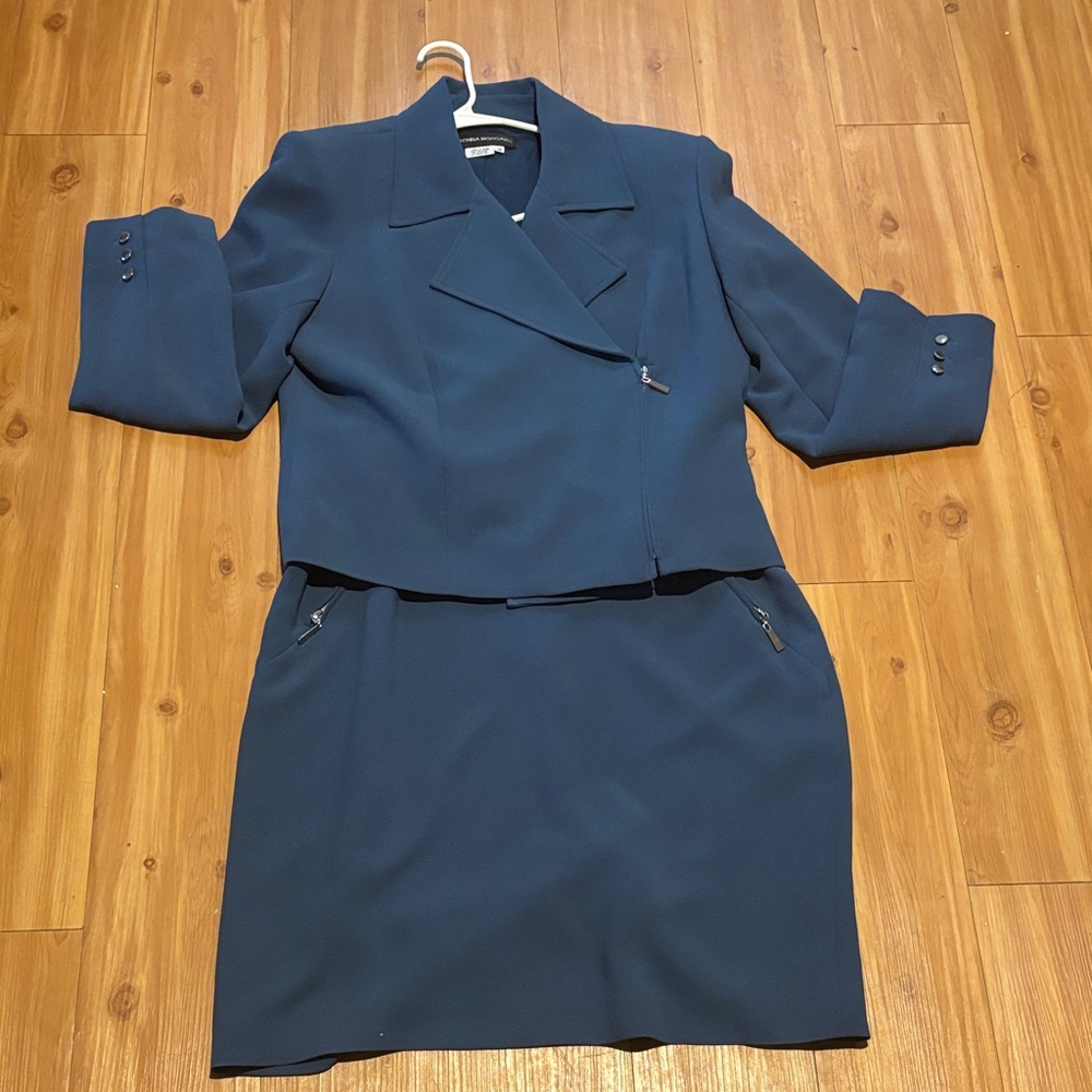 Donna Morgan Blue 2 PC Suit